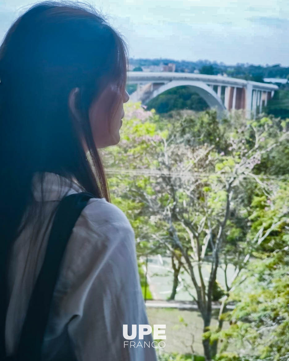 Arquitectura, comercio y desarrollo: estudiantes internacionales descubren la transformación de Ciudad del Este